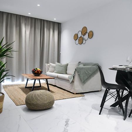 The Room, Suite 14, Leda Gardens Pafos Zewnętrze zdjęcie